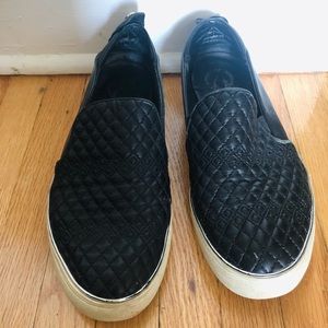 Black size 8 wishbone slip on sneakers